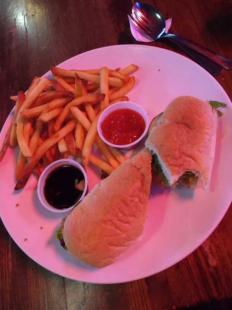 Bahn MI with Fries